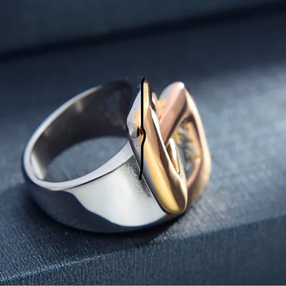 💙💚 Modern Geometric Statement Ring – 14K Gold Plated & Stainless Steel - Picture 13 of 14